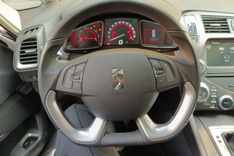 Used DS 5 2014 1.6T Luxury Edition THP160 Steering Wheel