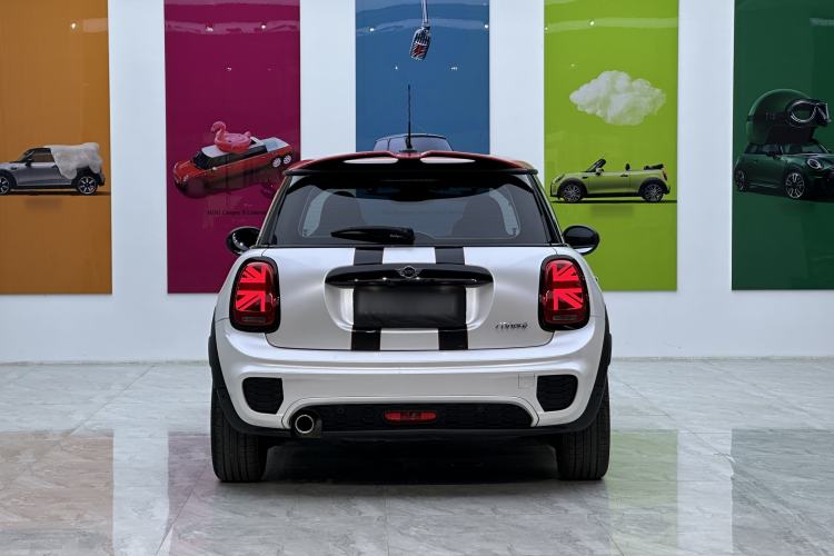 Used MINI 2018 1.5T COOPER Racing Driver Exterior 4