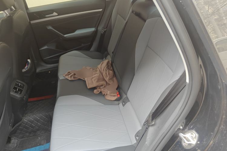 Used Volkswagen Lavida 2024 1.5L Automatic 5 Million Edition
