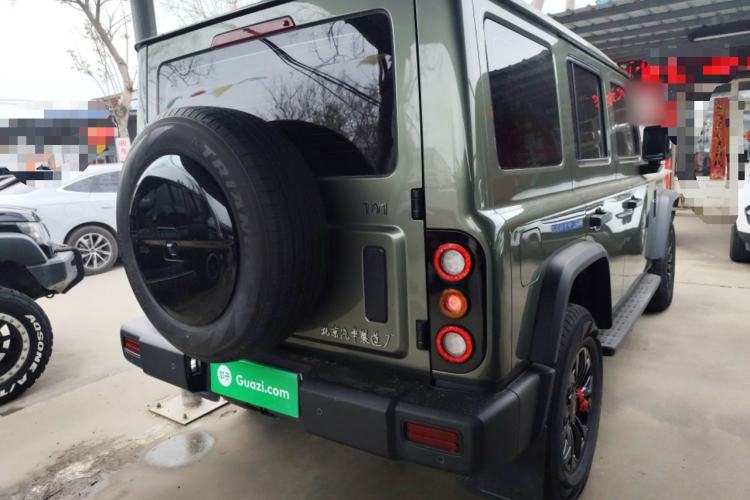 Used 212 T01 2024 2.0T Explorer Rear Right 45 Deg