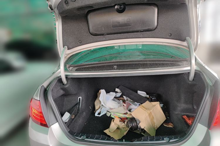 Used BMW 5 Series 2014 525Li Leading Model
