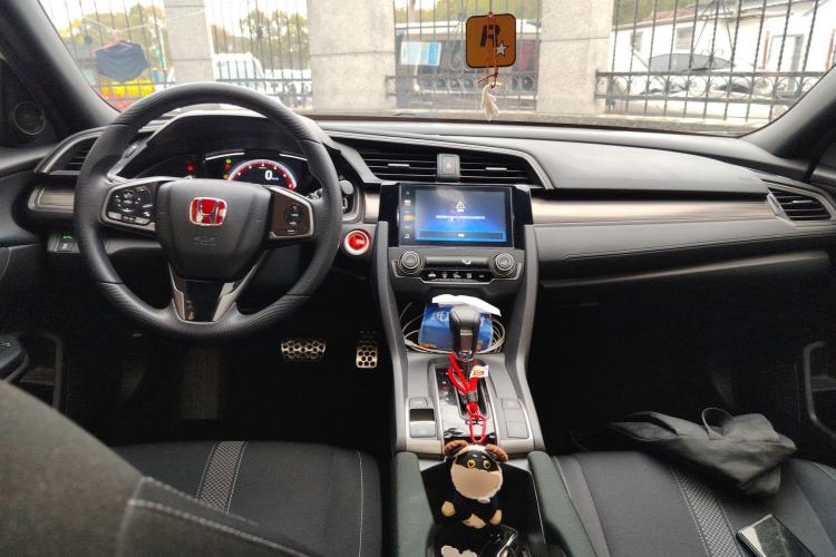 Used Honda Civic 2021 HATCHBACK 220TURBO CVT Trendy Cool Edition