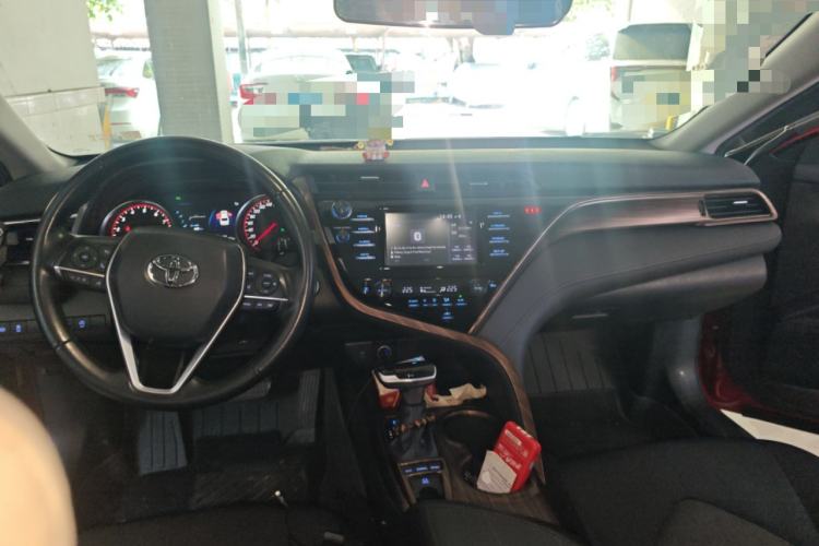 Used Toyota Camry 2018 2.0S FENGSHANG Edition
