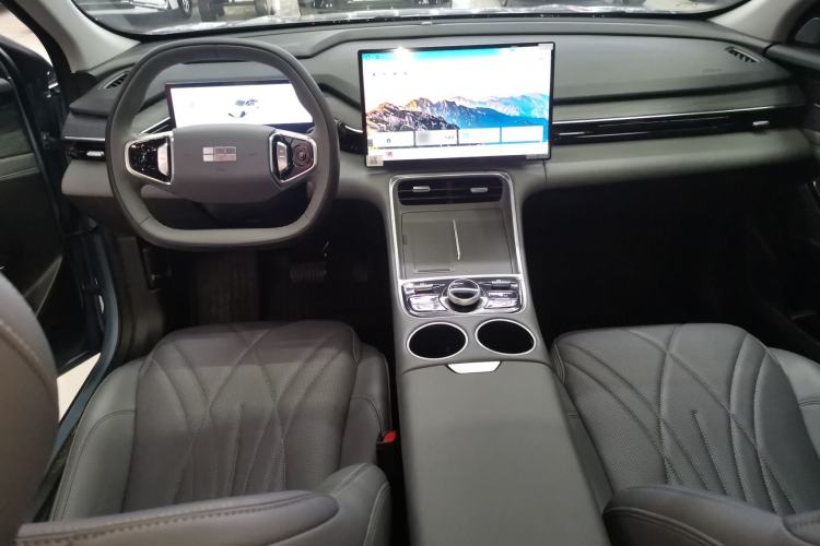 Used Geely Galaxy L6 2025 EM-i 140km Starship Edition Center Console