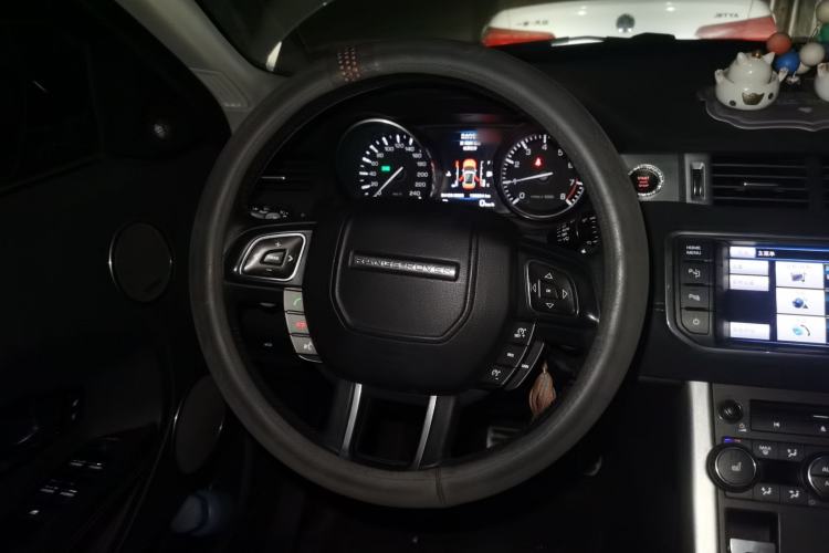 Used Land Rover Range Evoque 2013 2.0T 5-Door Ignite Edition Steering Wheel