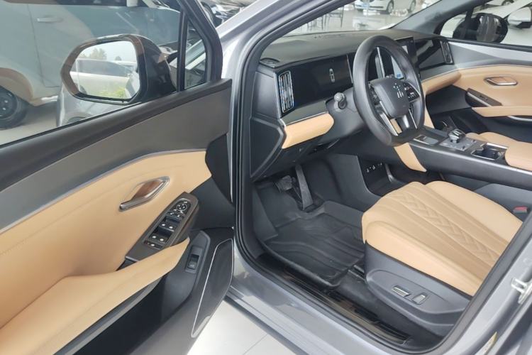 Used BYD Song L DM-i 2024 112 km Beyond Edition
