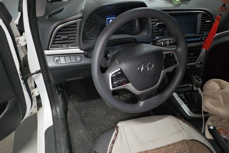 Used Hyundai Elantra (6th Generation / Lingdong) 2016 1.6L Automatic ZhiXuan – Elite Version