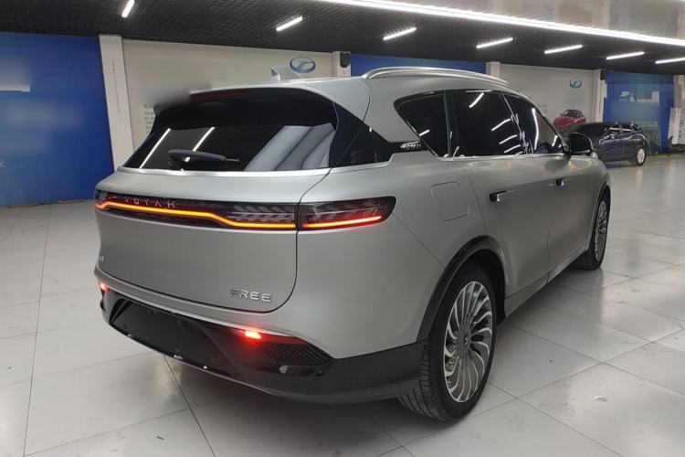 Used VOYAH FREE 2023 Four-Wheel Drive Extended-Range Model with Ultra-Long Range
