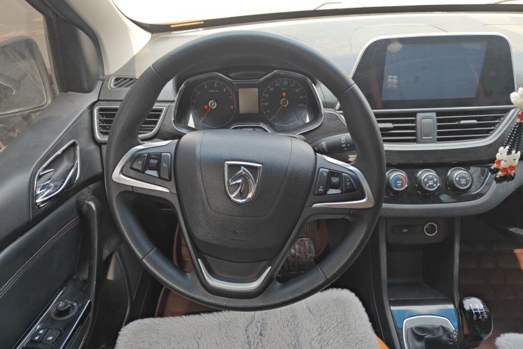 Used Baojun 310 2016 1.2L Manual Luxury Model
