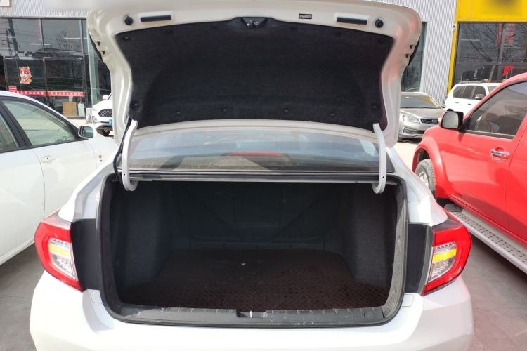 Used Honda Envix 2022 180TURBO CVT Comfort Version
