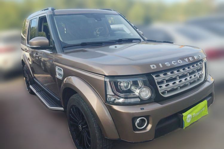 Used Land Rover Discovery 2013 3.0 SDV6 HSE Diesel Edition Front Right 45 Deg