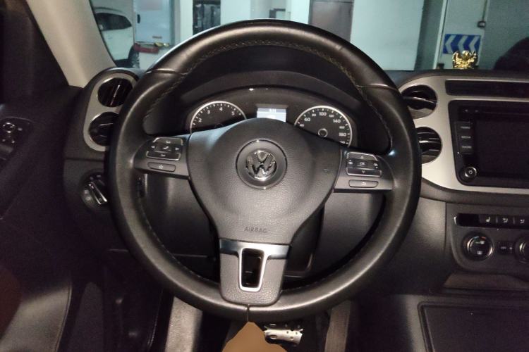 Used Volkswagen Tiguan L 2013 1.8TSI Automatic Two-Wheel Drive Luxury Model