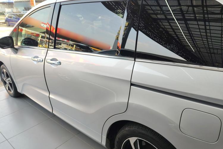 Used Honda Odyssey 2015 Updated Version 2.4L Smart Edition
