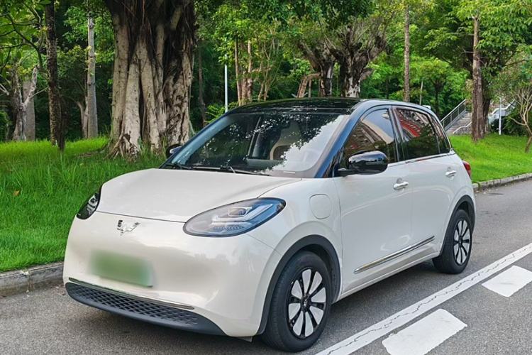 Used Wuling Bingo 2024 333 km Lingxi Connected Version Guazi used car, China used car export, Used car for sale, Used Wuling cars, Cheapest cars for sale, Electric vehicle, New energy car