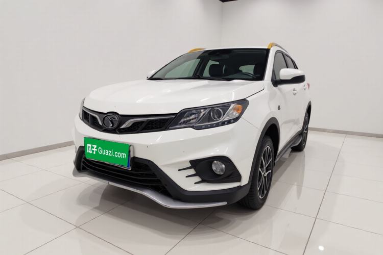 Used Soueast DX3 2016 1.5L Manual Luxury Edition