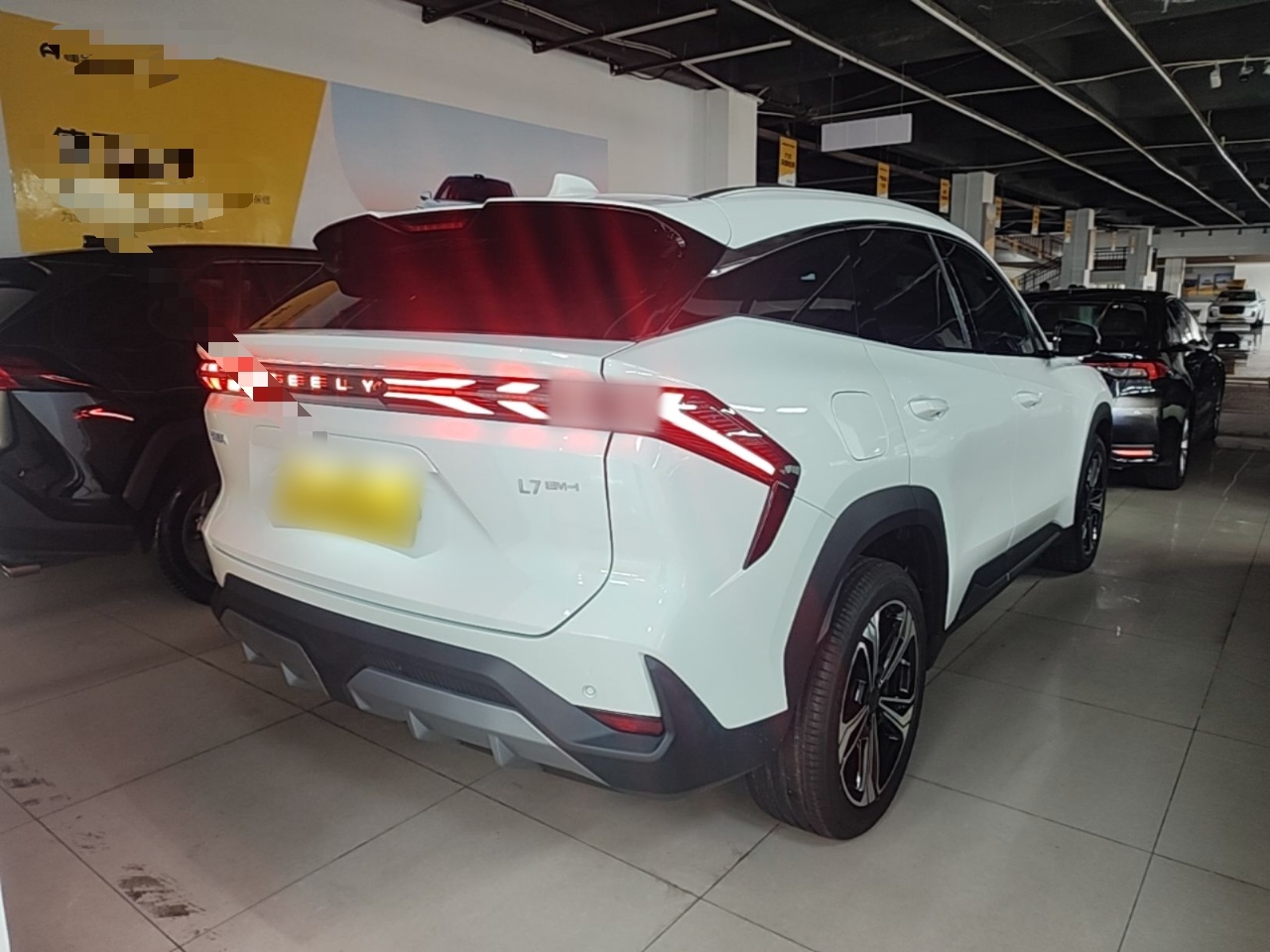 Geely Galaxy L7 2025 EM-i 115km Exploration Edition — снимка 6