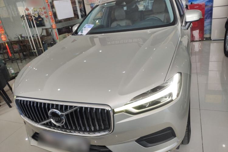 Used Volvo XC60 2019 T5 4x4 Smart Edition China V Standard

