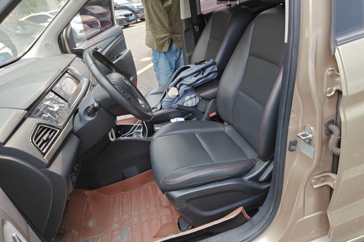 Used CHANGAN KAICHENG Oushang A600 2016 1.5L Manual Luxury 7-Seater Left Front Seat