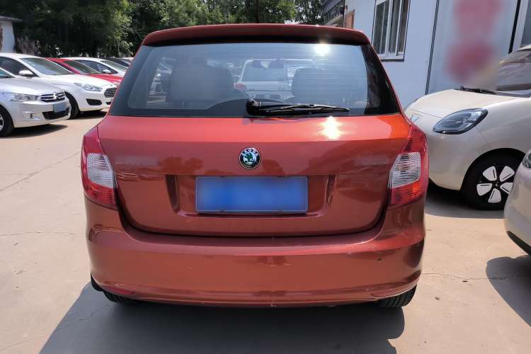 Used Skoda Fabia 2012 1.4L Manual Crystal Edition
