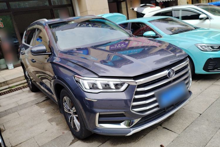 Used BYD Song Pro 2019 1.5T Automatic Luxury Model Front Right 45 Deg