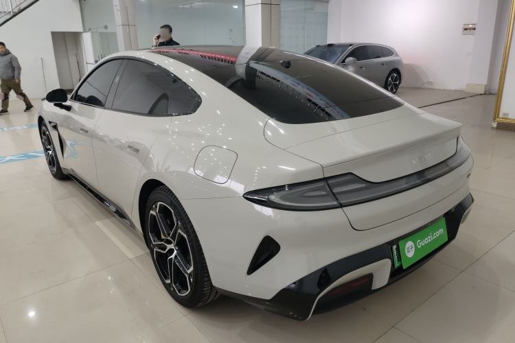 Used Xiaomi Auto SU7 2024 Four-Wheel Drive Ultra-Long Range Advanced Intelligent Driving Max Edition
