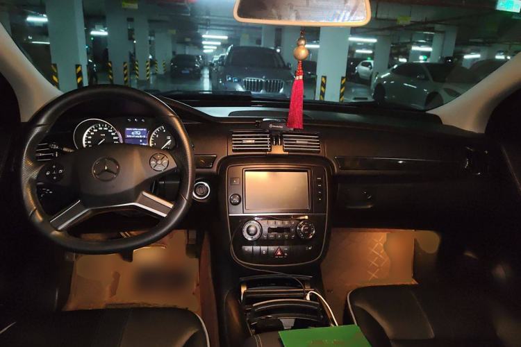 Used Mercedes-Benz R-Class 2017 R 320 4MATIC Luxury Collection Edition