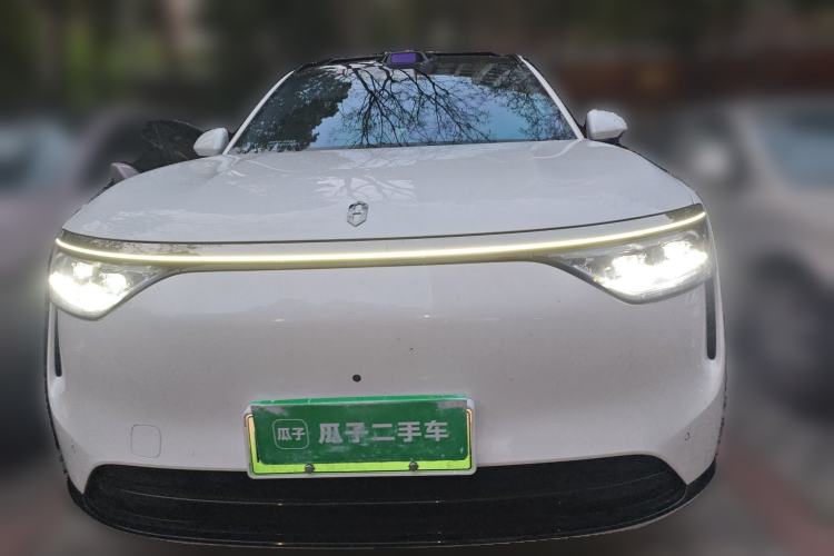 Used Hima AITO M8 2025 Extended-Range Max+ Version 53.4 kWh 6-Seater Edition Front