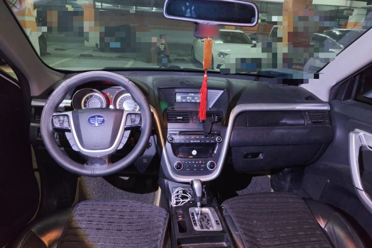 Used Bestune X80 2013 2.0L automatic luxury version