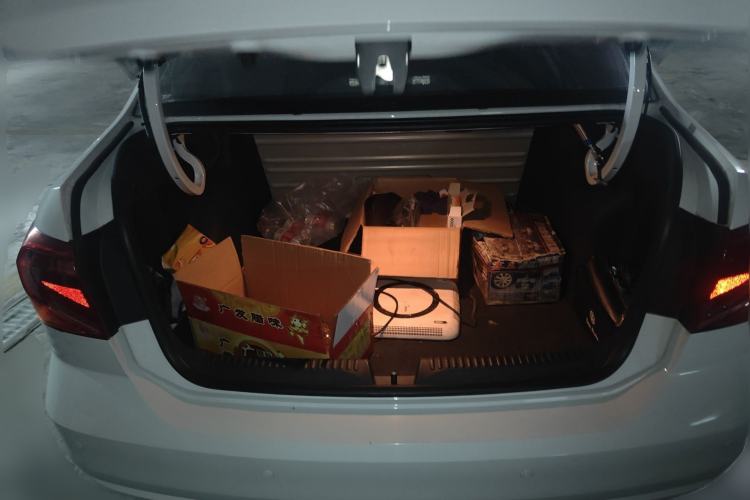 Used Volkswagen Jetta 2017 1.5L Automatic Fashion Model Trunk