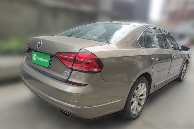 Used Volkswagen Passat 2017 330TSI DSG Luxury Edition
