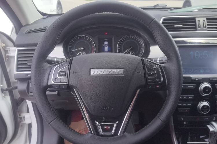 Used Haval H2 2016 Red-Label 1.5T Automatic Two-Wheel Drive Luxury Model Steering Wheel