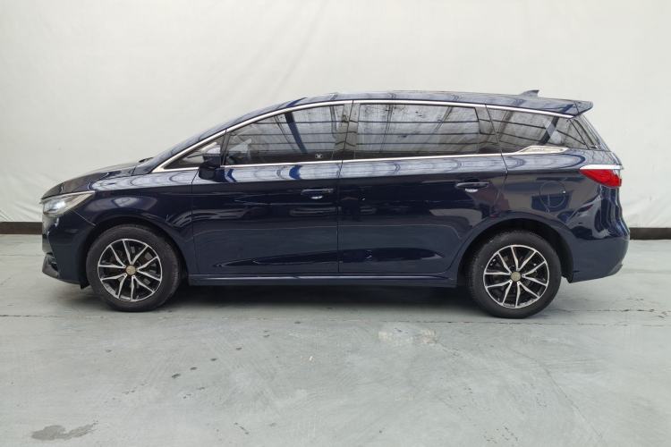 Used BYD Song MAX 2017 1.5T Manual Smart Connect Luxury 7-Seater Exterior 6