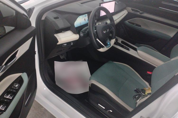 Used Geely Auto Emgrand L HiP 2022 1.5TD-DHT Pro 100KM Super Rui Driver Seat