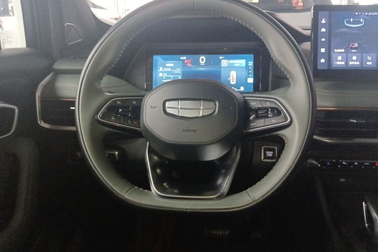 Used Geely Auto Haoyue L 2023 2.0T DCT Prestige Edition
