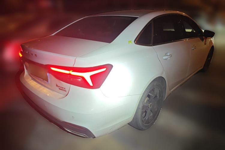 Used Roewe i6 MAX 2020 300TGI Automatic Supreme Edition with Cool Sunroof and Advanced Driving Features Rear Right 45 Deg