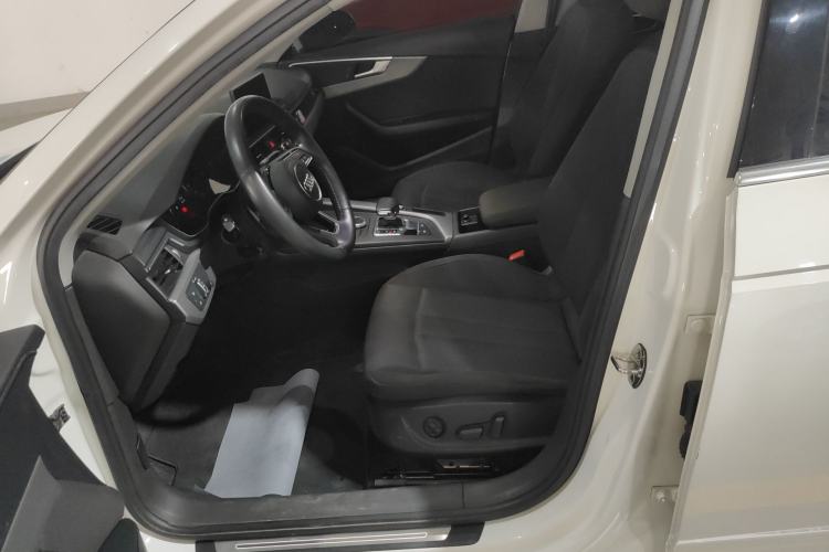 Used Audi A4L 2018 30th Anniversary Edition 40 TFSI Trendy Model