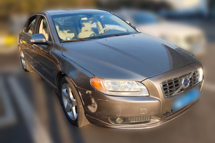 Used Volvo S80L 2011 2.0T ZhiShang Version

