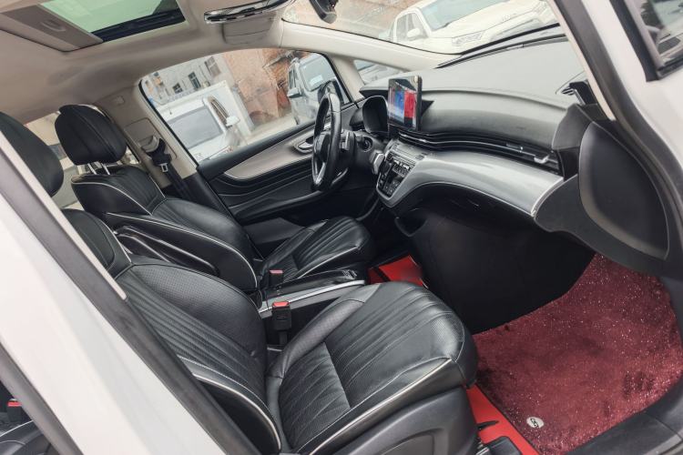 Used Roewe iMAX8 2021 400TGI Supreme Series Prestige Edition
