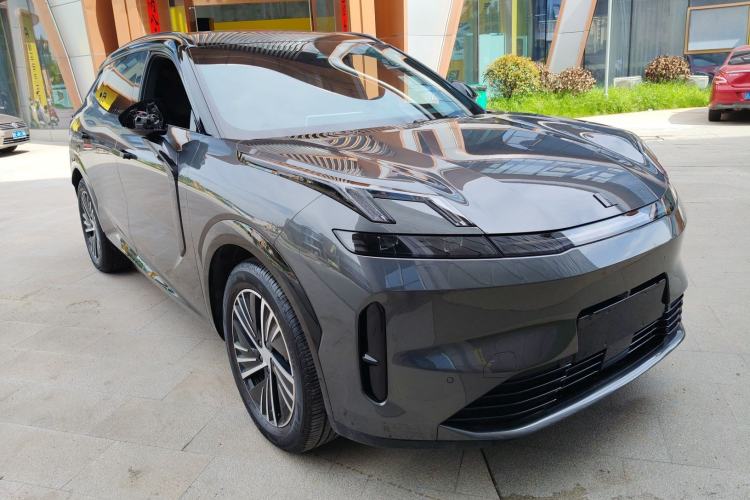 Used Lynk & Co 08 EM-P 2023 220km All-Wheel-Drive Performance Halo
