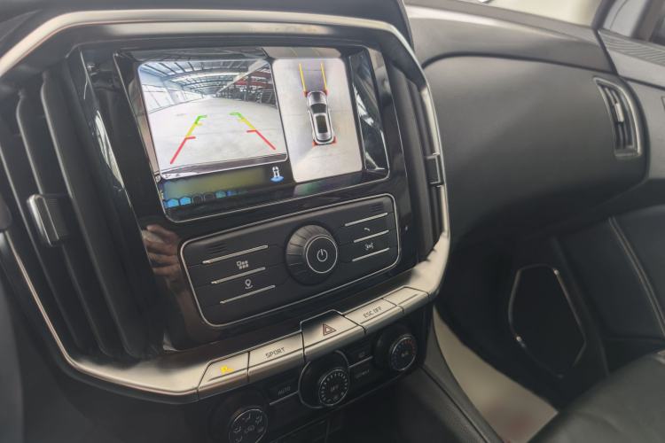 Used JMC Yusheng S350 2016 2.0T Automatic All-Wheel Drive Gasoline Ultra-Luxury 5-Seater