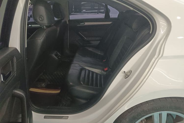 Used Volkswagen Lamando 2018 280TSI DSG Comfort Edition