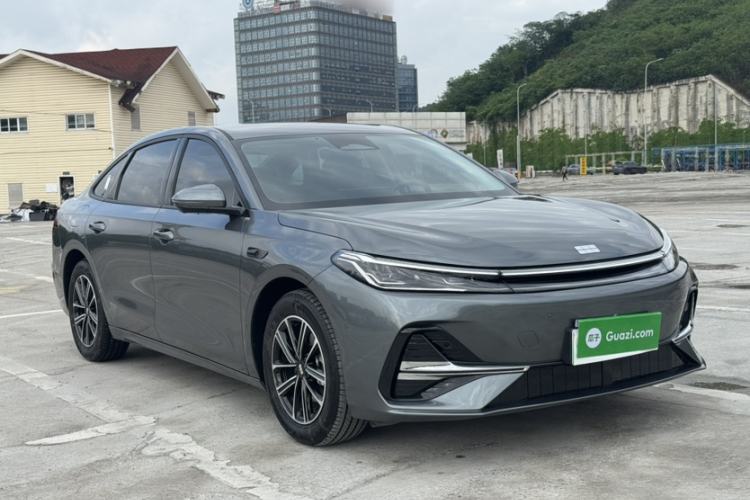 Used Geely Galaxy A7 2025 Model EM-i 70km Launch Edition Exterior 5