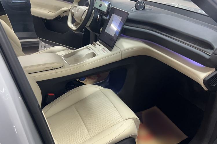 Used Nio ES6 2023 75 kWh
