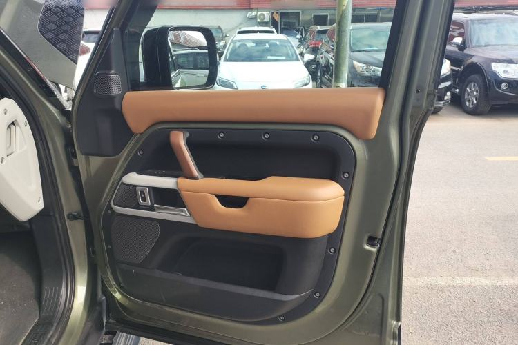 Used Land Rover Defender 2023 110 3.0T P400 Dark Edition
