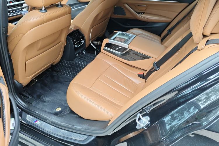 Used BMW 5 Series 2018 Restyled 530Li Luxury Edition M Sport Package
