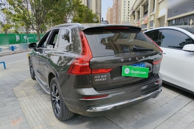 Used Volvo XC60 2022 B5 4x4 Smart Luxury Edition