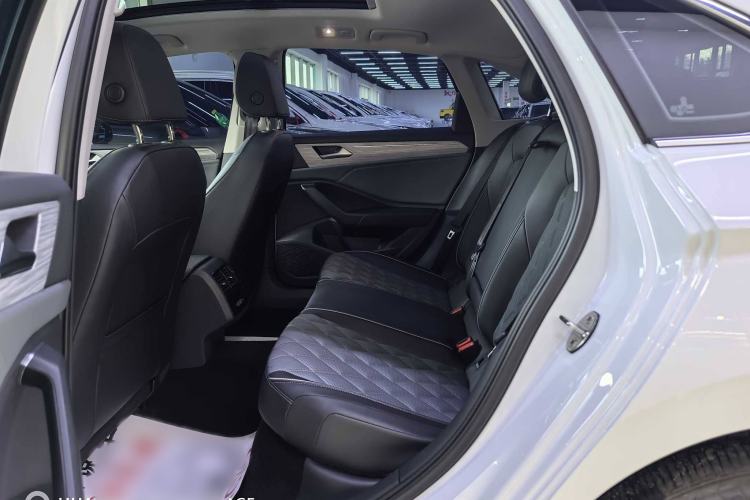 Used Volkswagen Sagitar 2025 300TSI DSG Excellence Edition