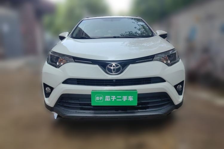 Used Toyota RAV4 2016 2.0L CVT Two-Wheel Drive Urban Edition China V Standard