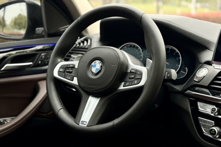 Used BMW X3 2018 xDrive28i M Sport Package China VI Interior 5