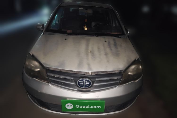 Used FAW Weizhi V5 2013 1.5L Manual Elite Model China IV Standard
